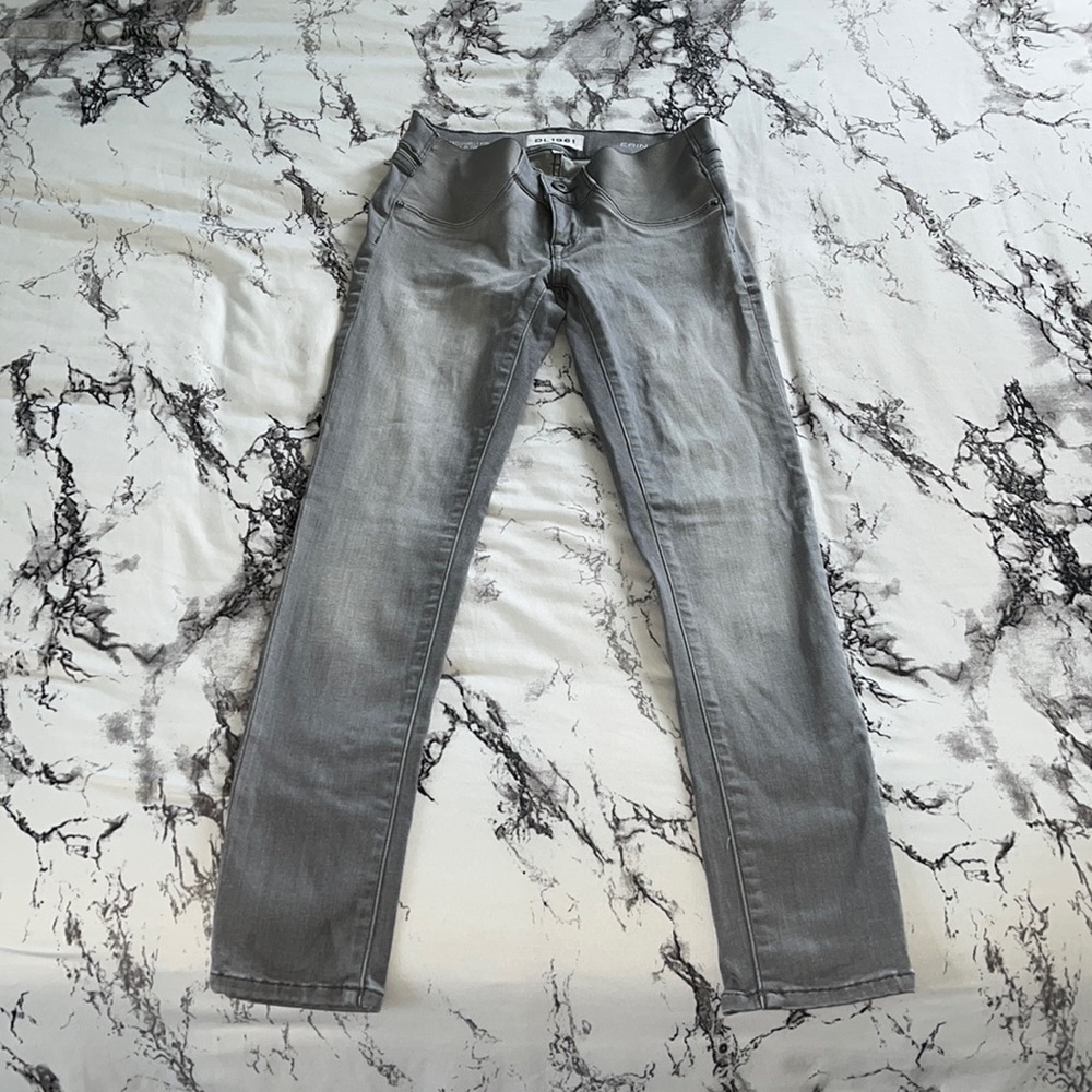 Light grey maternity jeans